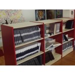 Estante de Madera y Colores